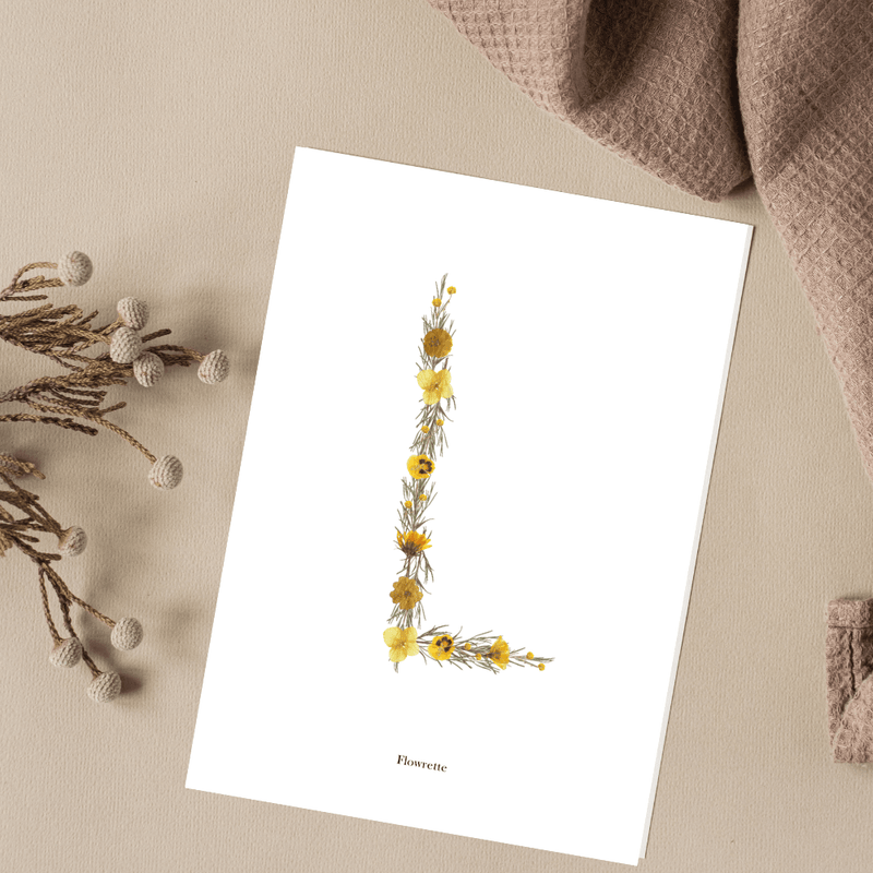 Carte postale herbier lettre jaune