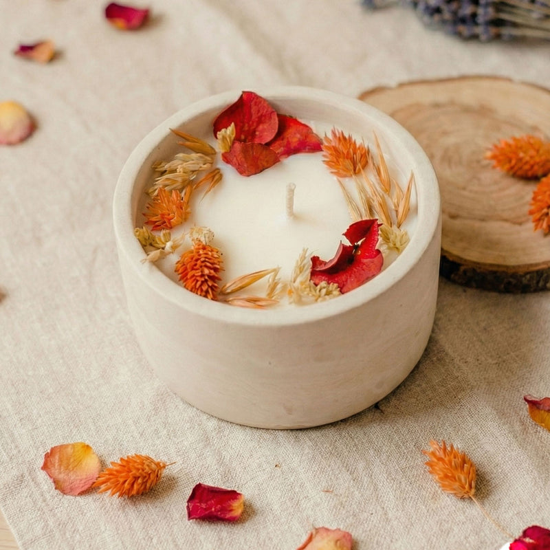 Flowery candle nuts and honey