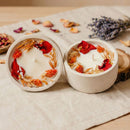 Flowery candle nuts and honey