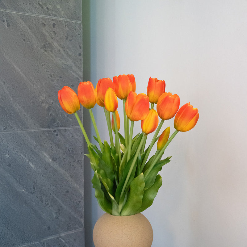 Bota de tulipán artificial naranja