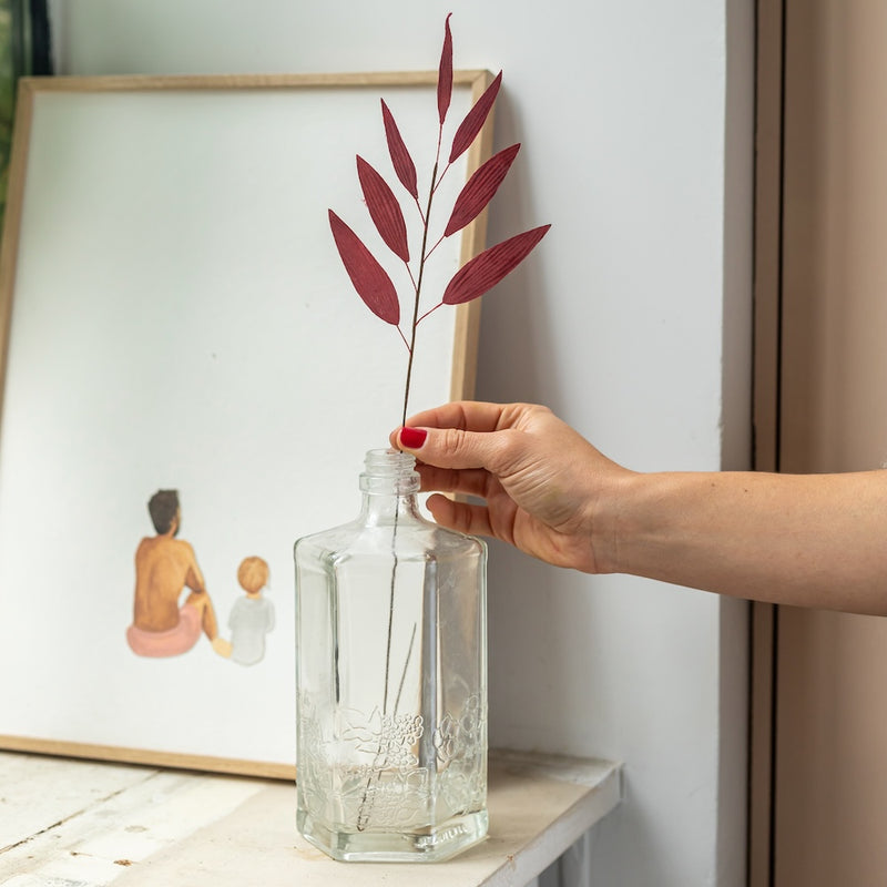 Bambou en papier rouge