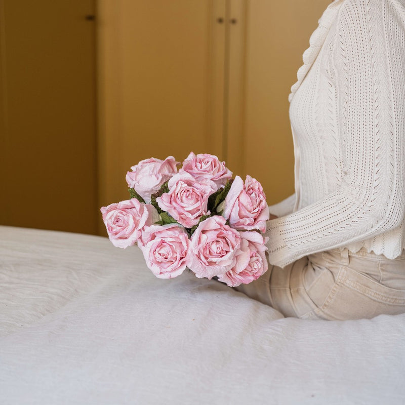 fleur-en-papier-tige-flowrette-roses-tendance