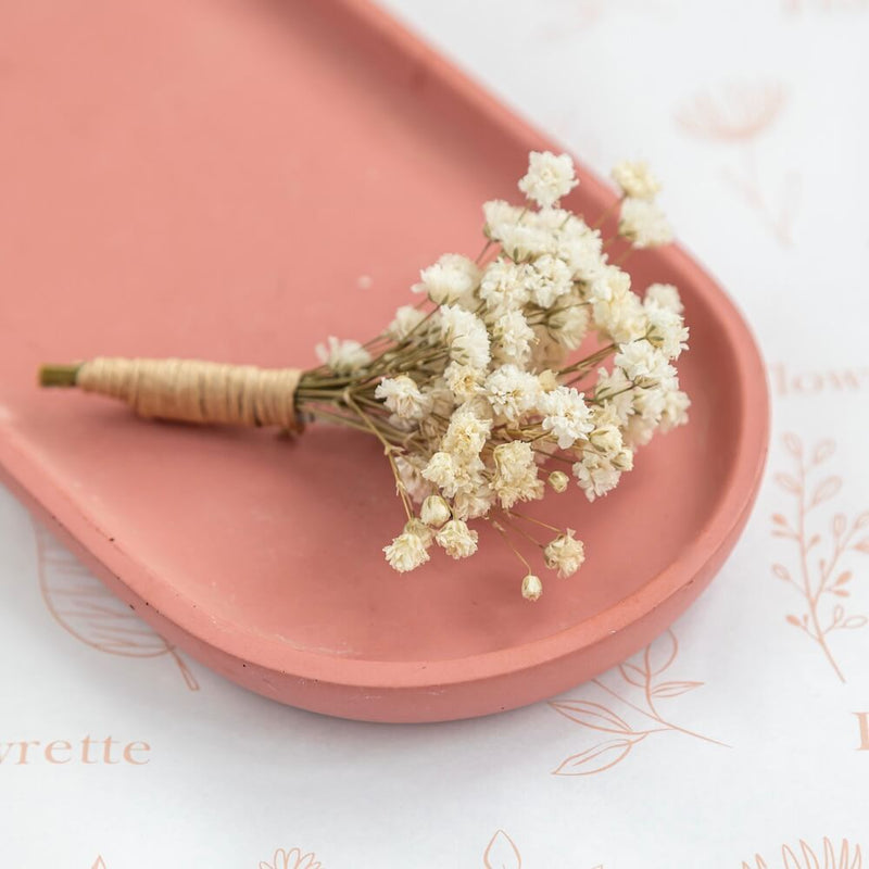 Boutonnière gypsophile naturel 