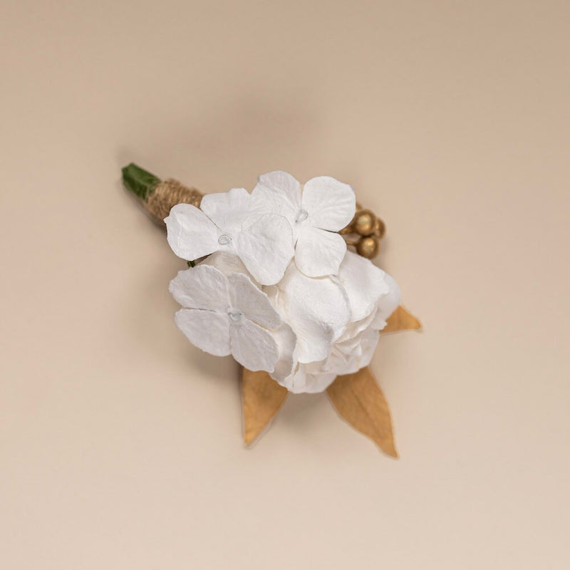 boutonniere-mariage-dore