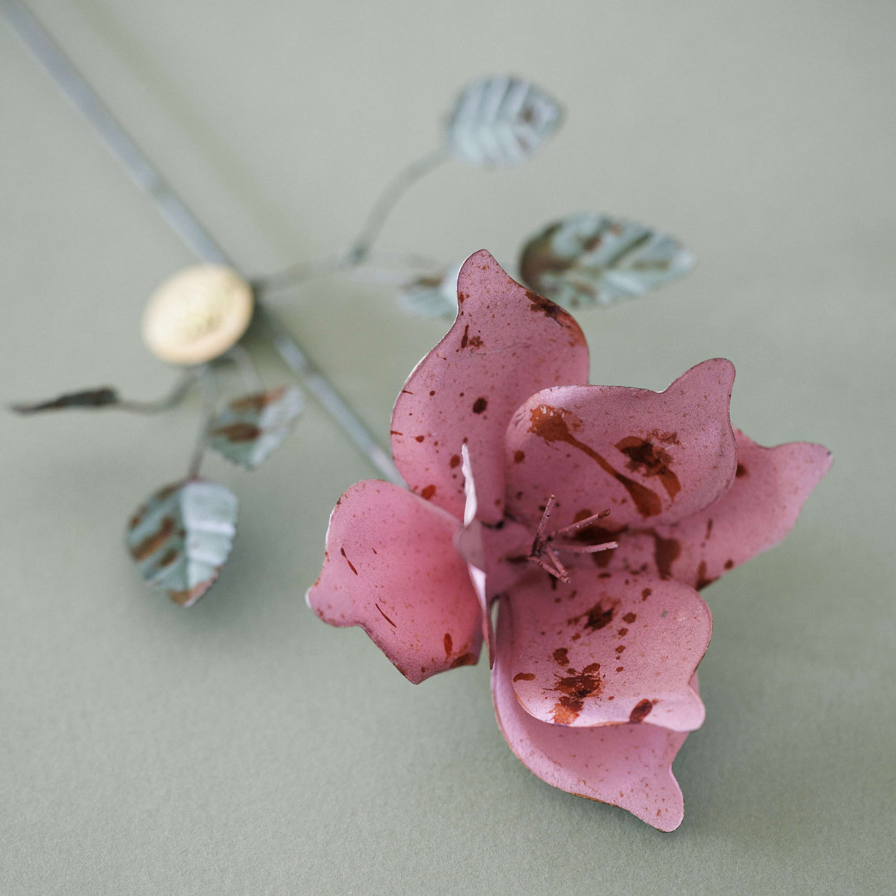 Fleur en laiton Kalika beige