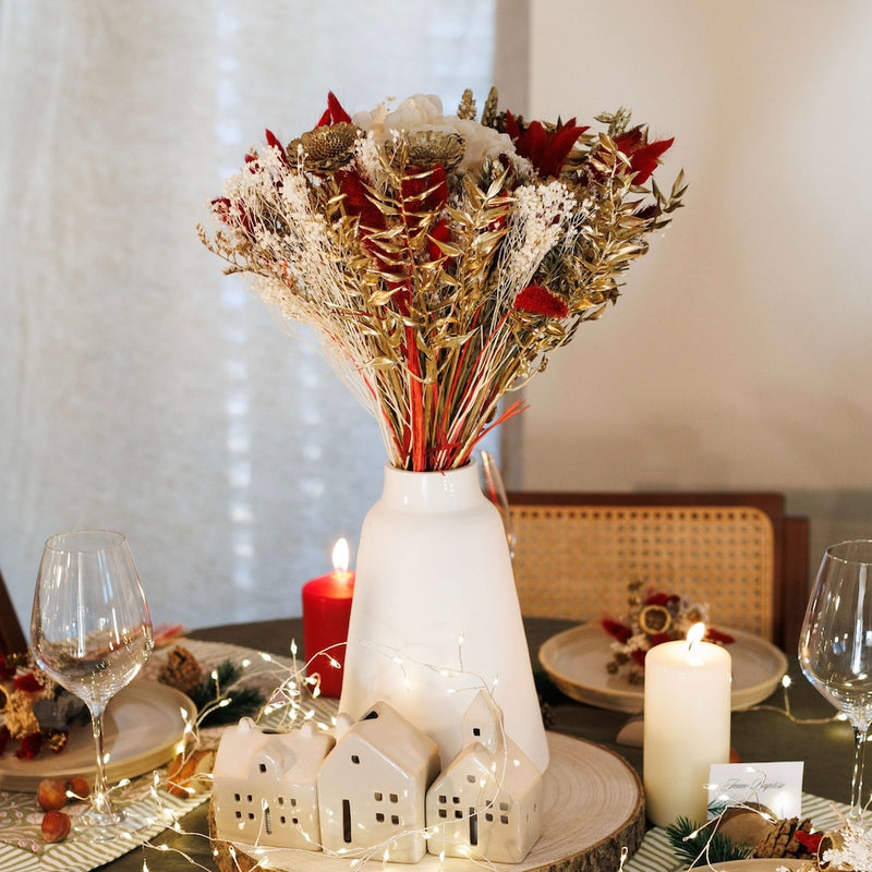 Bouquet fleurs séchées et stabilisées d'hiver rouge