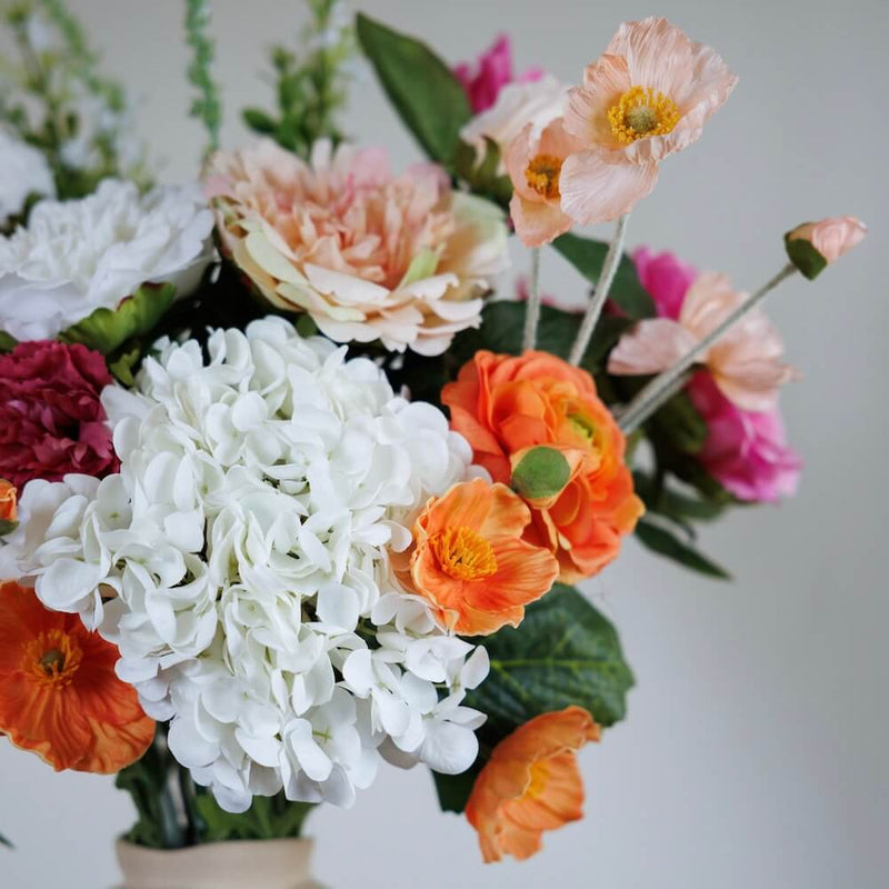 Bouquet of artificial flowers Margaret