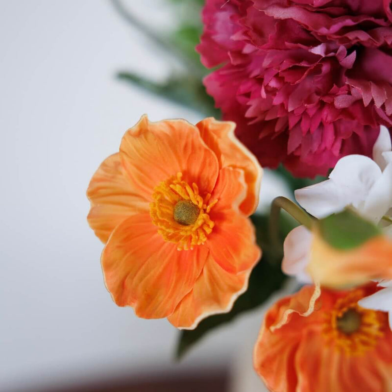 Bouquet of artificial flowers Margaret