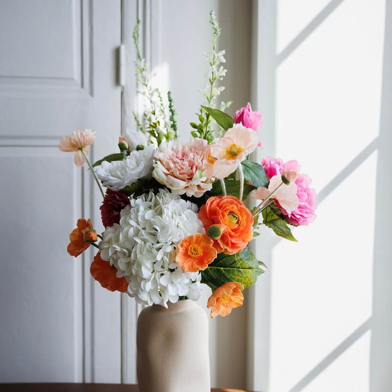 Bouquet of artificial flowers Margaret