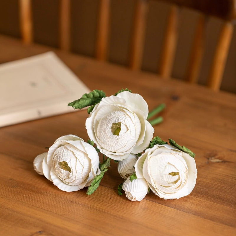 fleurs-en-papier-artisanale-pure