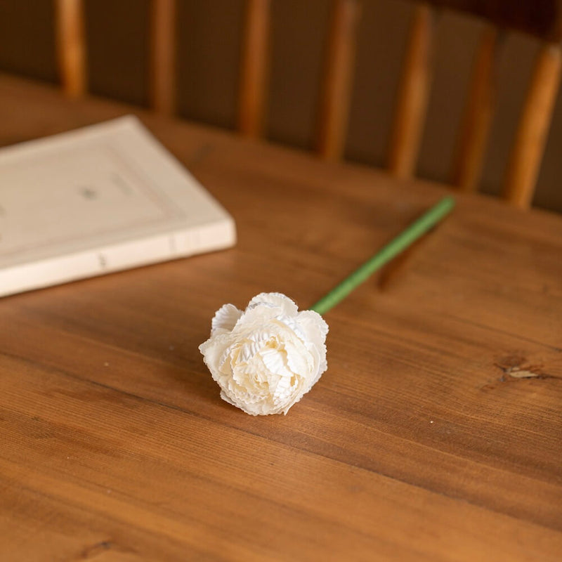 fleurs-en-papier-artisanale-blanches
