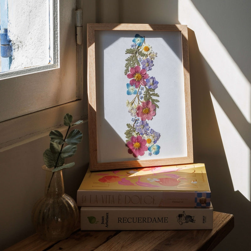 herbier-fait-main-fleurs-bleues-roses