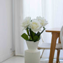 Petite rose blanche artificielle real touch à la tige x3, fausse fleur réaliste, déco florale intérieure