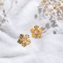 bijoux-fleuris-flowrette-petites-boucles-oreille-daisy