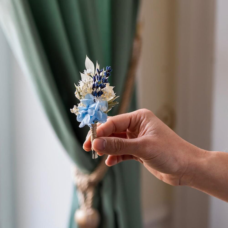 boutonniere-fleurs-sechees-flowrette-mariage-camille