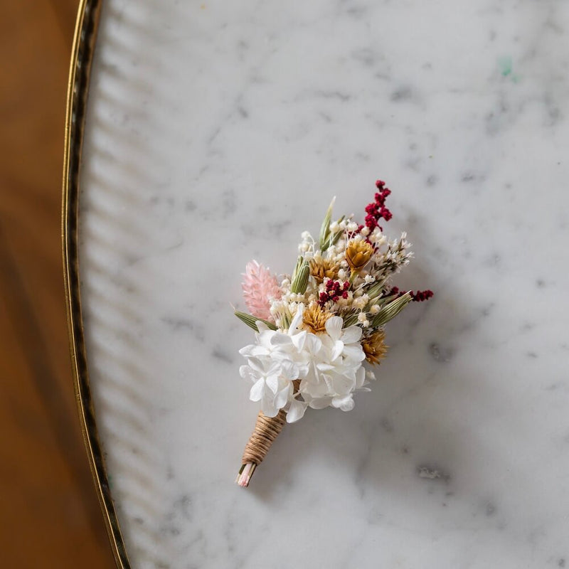 boutonniere-fleurs-sechees-flowrette-mariage-ombeline