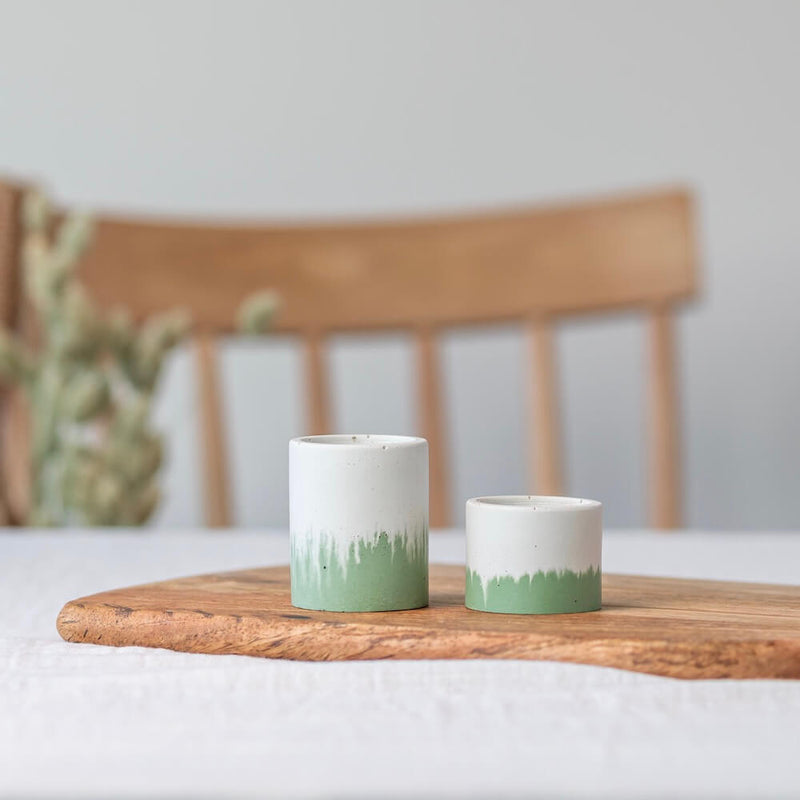 bougeoirs-beton-vert-blanc